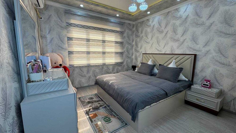 Киргили 16-мактаб 2 қаватда 3 хонали квартира сотилади.ID: 1500