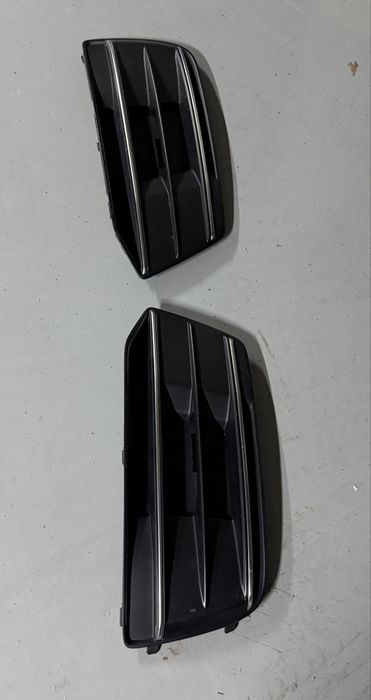 Grila/ Grile mici Audi Q5 FY