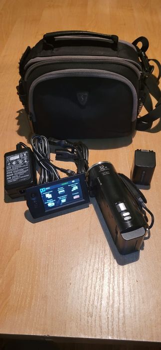 Видеокамера продаётся