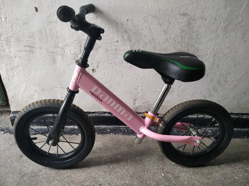 Bicicleta fără pedale