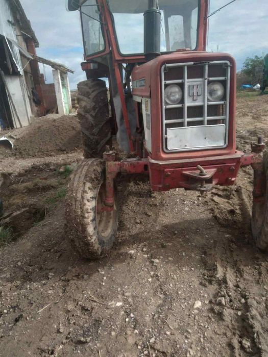 Vand Tractor International