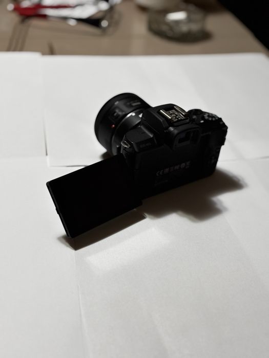 Canon M50 full box +obiectiv +adaptor