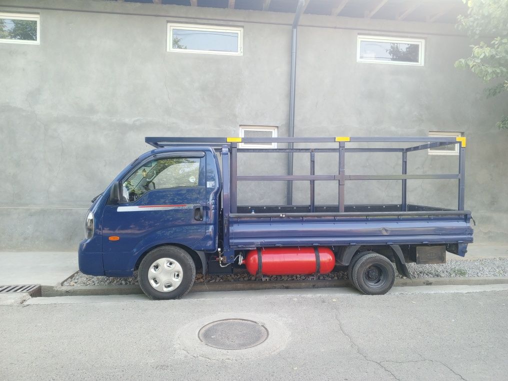KIA BONGO III 1 tonnali