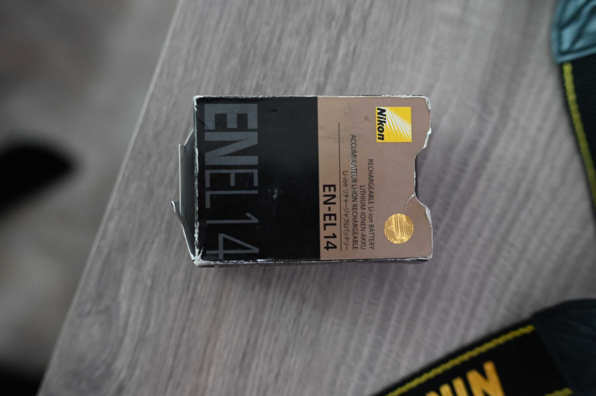 Nikon D3200 със обективи