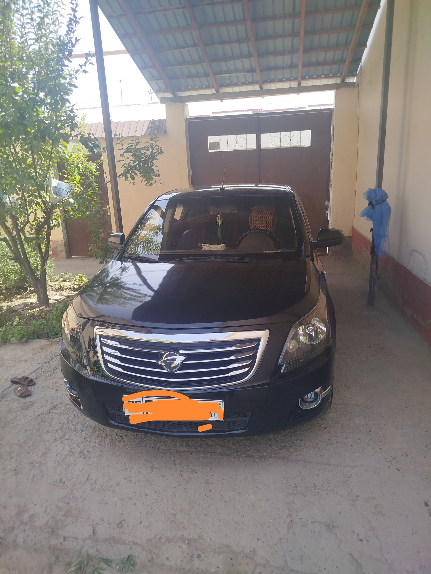 Cobalt yil 2013 rangi qor yurgan