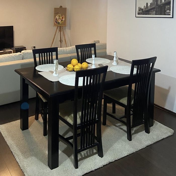 Masa de dining extensibila + 4 scaune lemn stejar