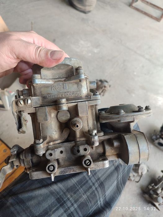 Карбюраторы разные на запчасти