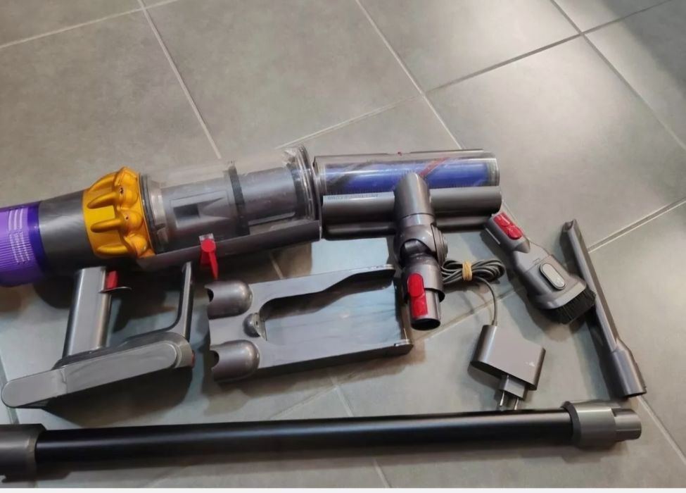 Aspirator Dyson V15