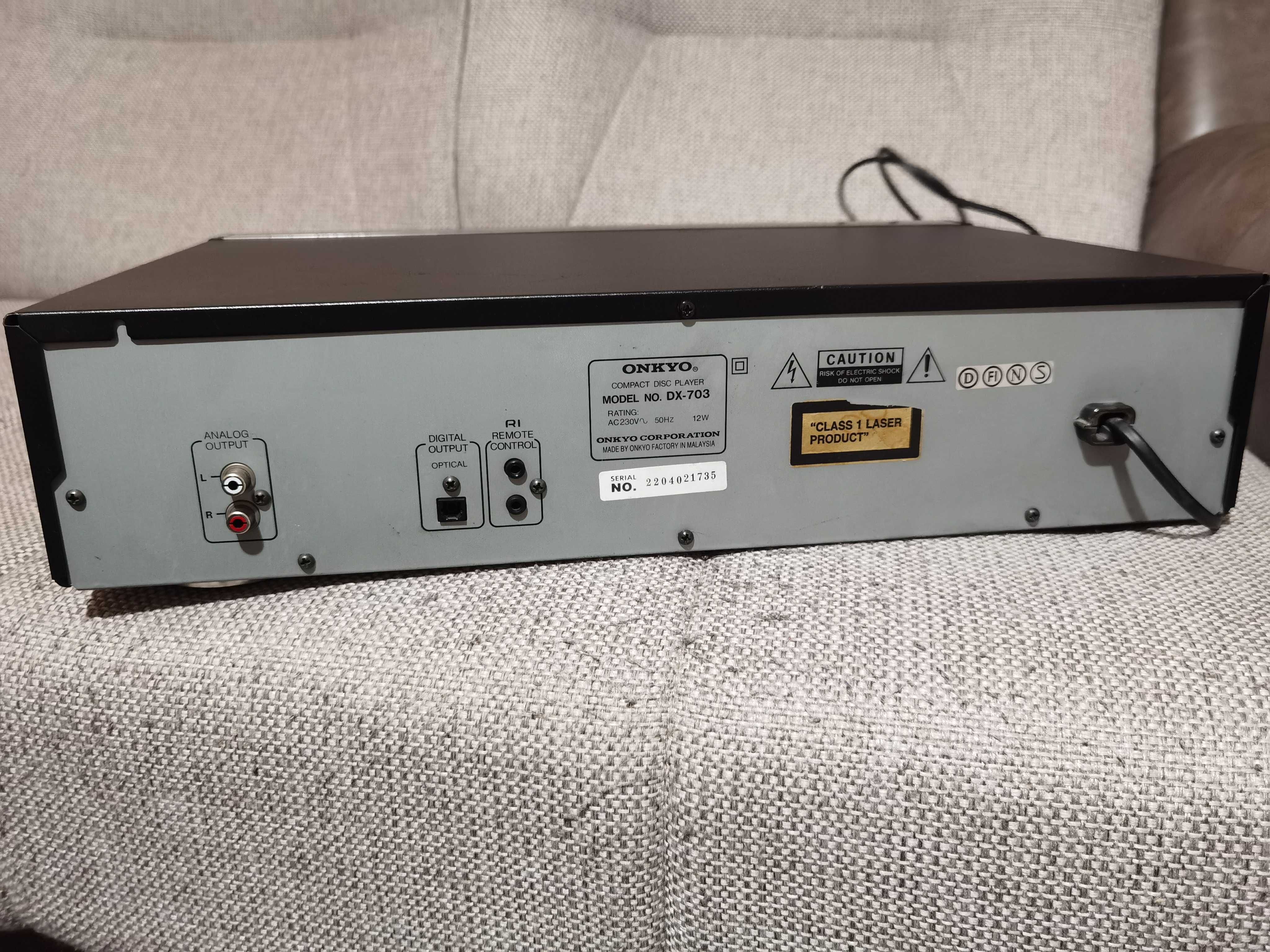 CD Player  Onkyo  DX-703