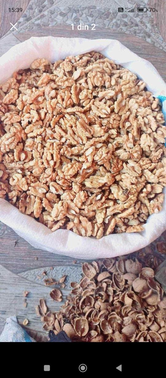 Vând miez de nucă