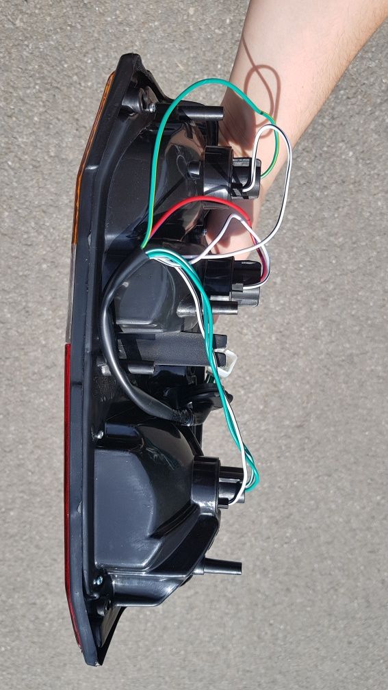 Lampa spate stop semnalizare Toyota Land Cruiser J70 73 79