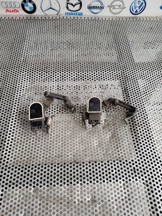 Senzor Cantar Nivel Faruri Xenon Stanga Dreapta Fata Bmw F10 F11 Cod 6360843 Dezmembrez Bmw F10 F11 LCI M Paket Cod Motor N55B30 3.0 3.5 4.0 Benzina An 2012-2013-2014-2015-2016-2017