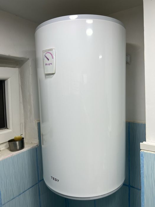 Se vinde boiler 80 litri