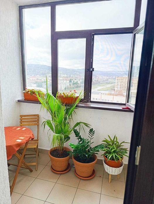 VAND Apartament 3 camere - Zona centrală