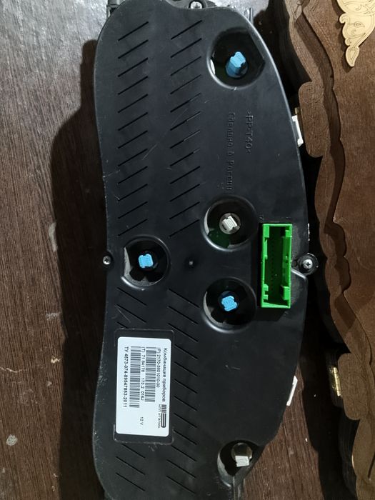 Продам щиток приборов Лада Приора, в идеальном состоянии.