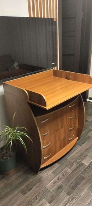 Продам комод+пеленальный стол