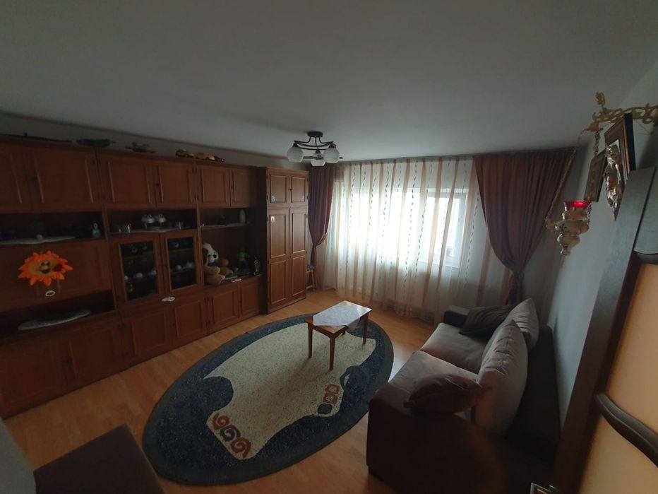 Apartament de inchiriat
