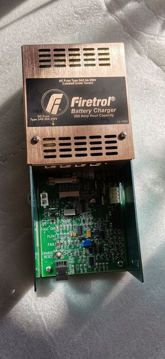 Firetrol Battery charger 200 Amp Hour Capacity