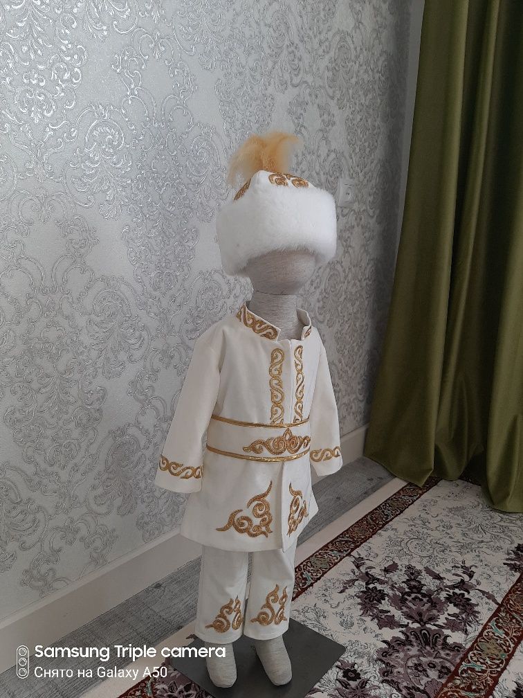 Сатылады! 1 жаска казакша улттык киимдер