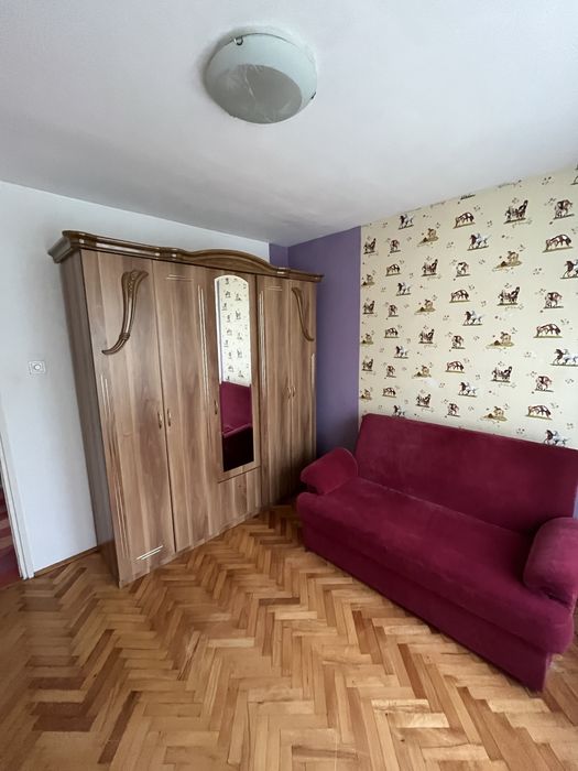 Inchiriez apartament cu 2 camere zona unirii