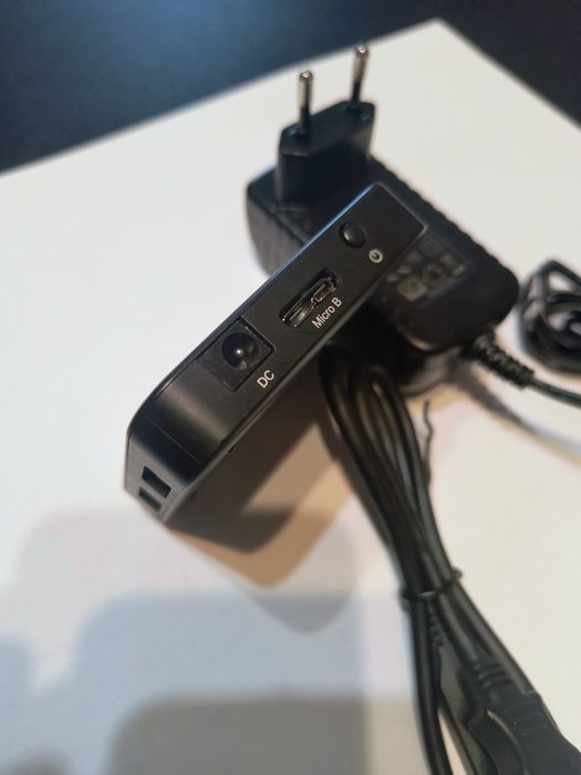 Hub ORICO smart cu 4 port USB 3.0 suport BC 1.2 charger.