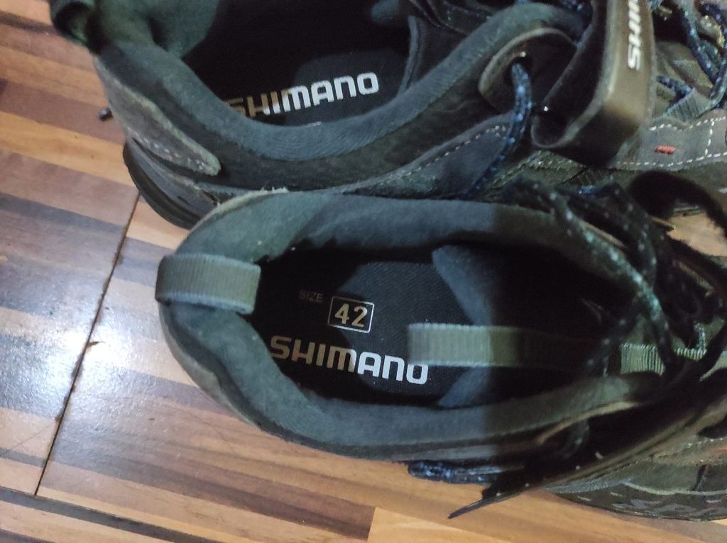 Pantofi ciclist Shimano, mărimea 41-42(26,5cm)