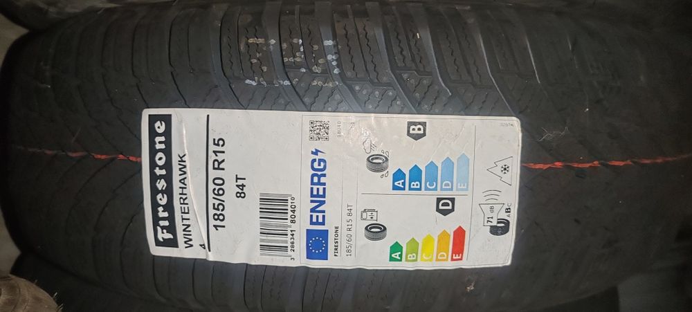 Super oferta!! Set 4 anvelope vara iarna 185 60 15 firestone barum