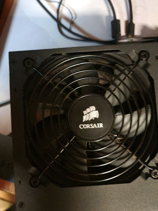 Sursa Corsair CS650M