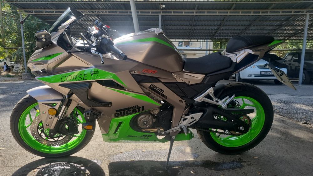 Ducati 2025 года , инжектор водяное охлаждение.