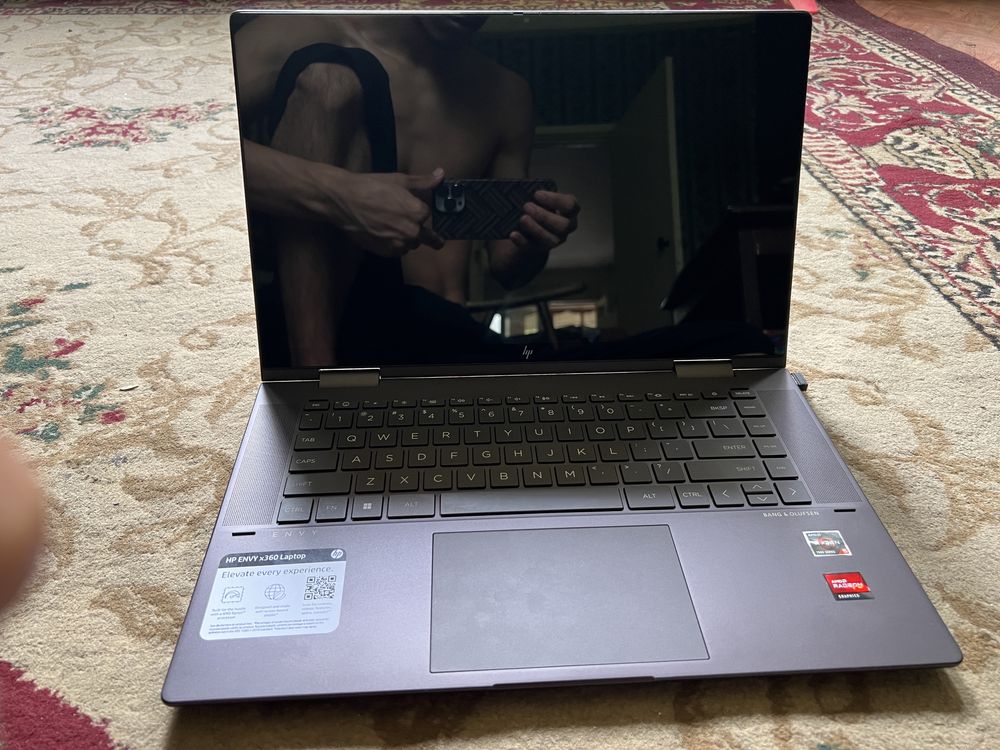 HP ENVY x360 Laptop srochna sotiladi