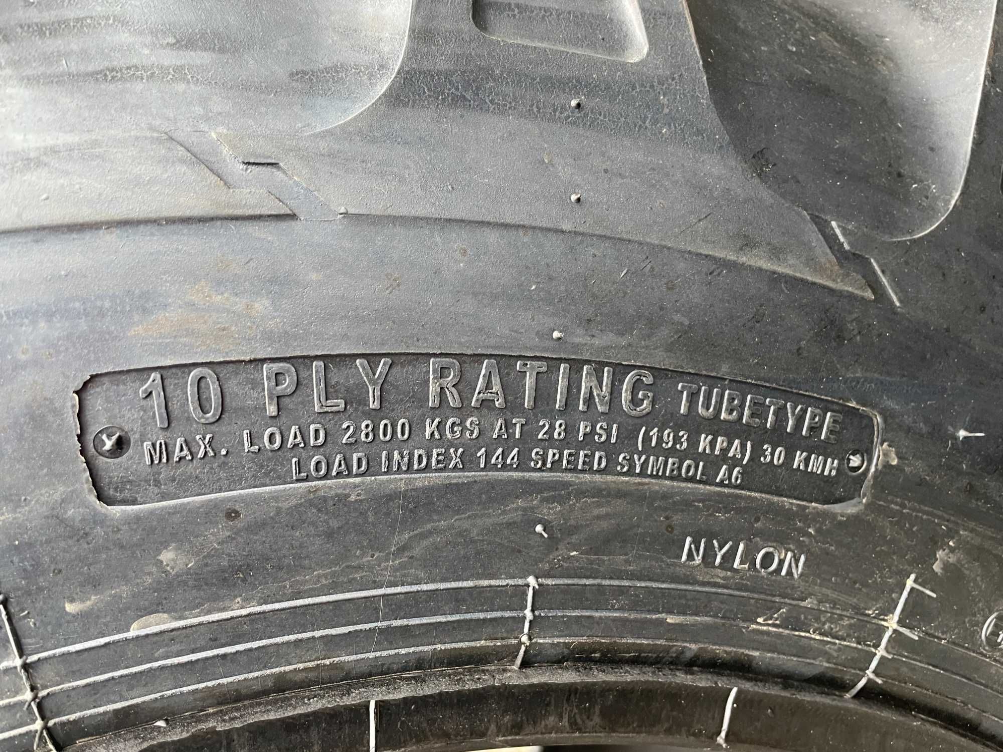 Marca OZKA 16.9-30 cu 10 pliuri anvelope noi pentru tractor spate
