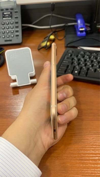Iphone 8plus  ёмкость 76%, Память 256гб