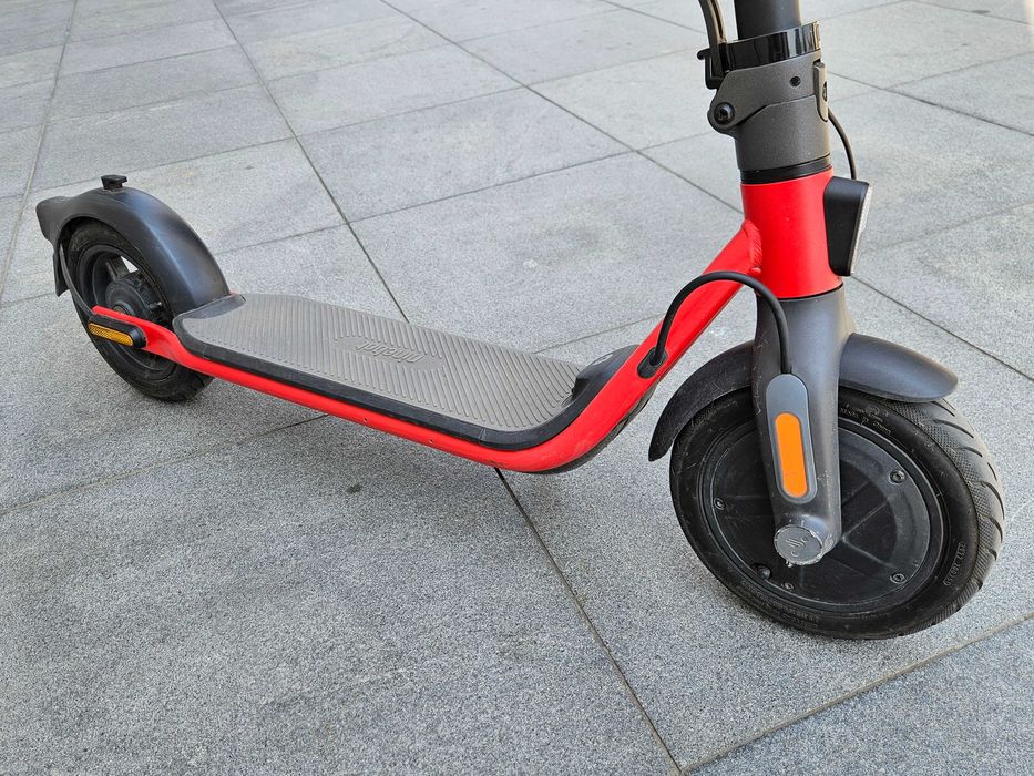 Trotineta electrica Segway Ninebot D38