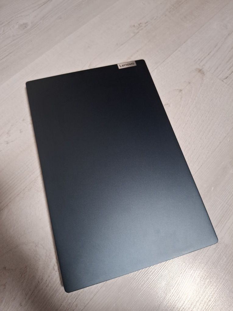 Ультрабук с сенсорным дисплеем Lenovo IdeaPad 5