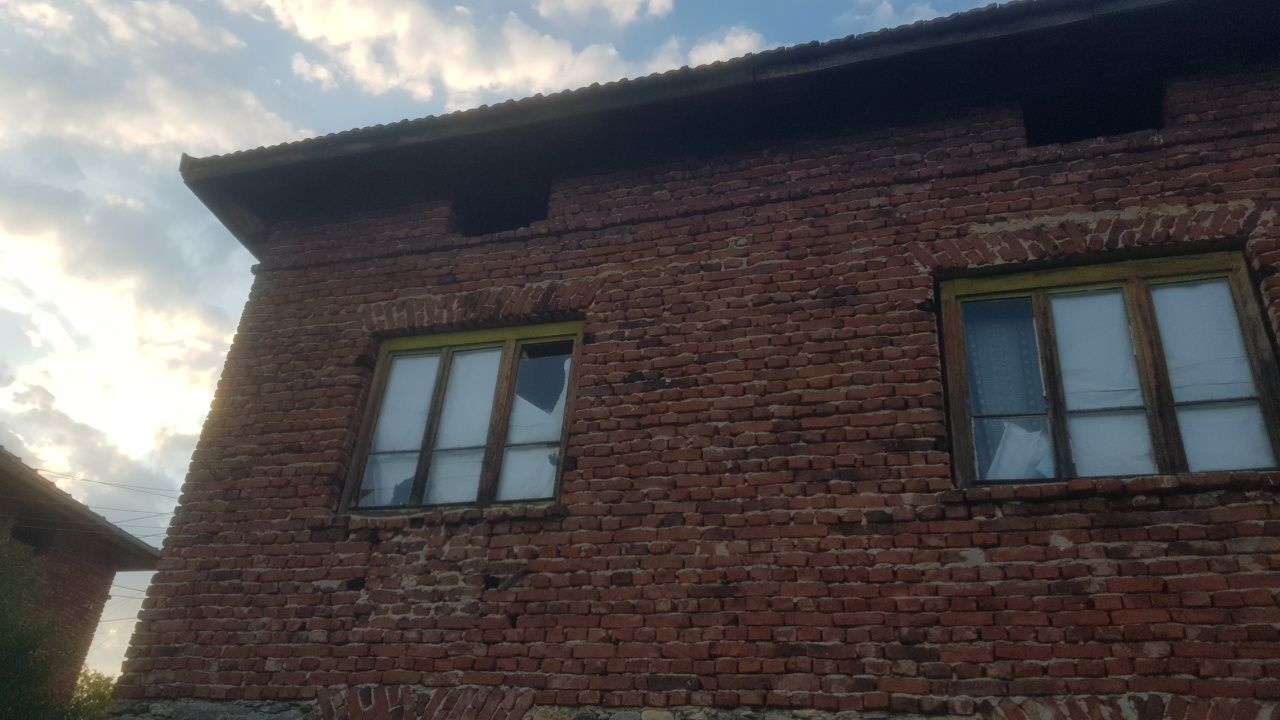 Къща  във село Ладарево