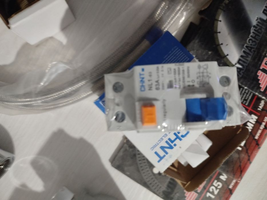 УЗО абсолютно новый