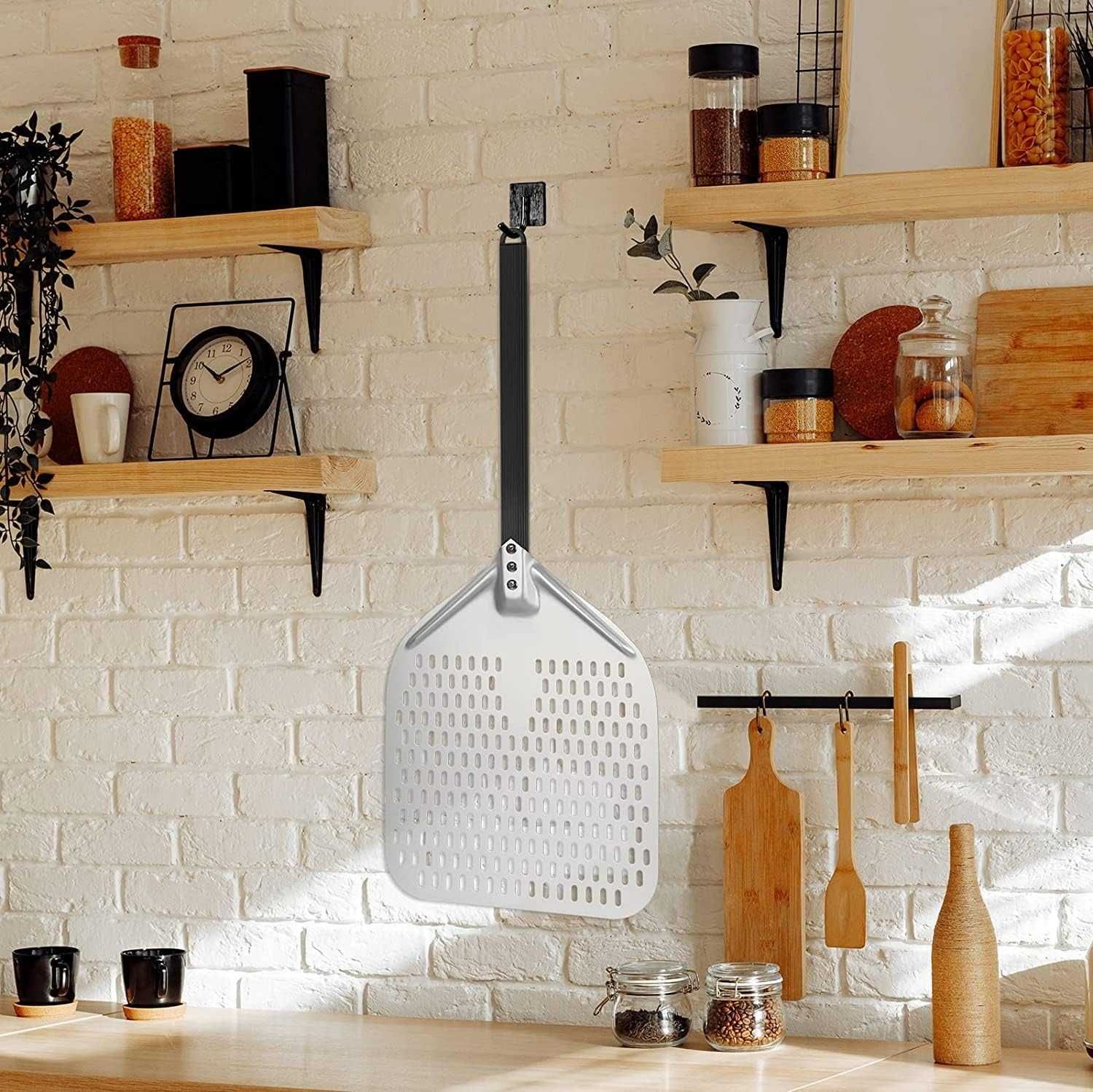 Шпатула за пица CRROEL Perforated Pizza Peel, 12 Inch