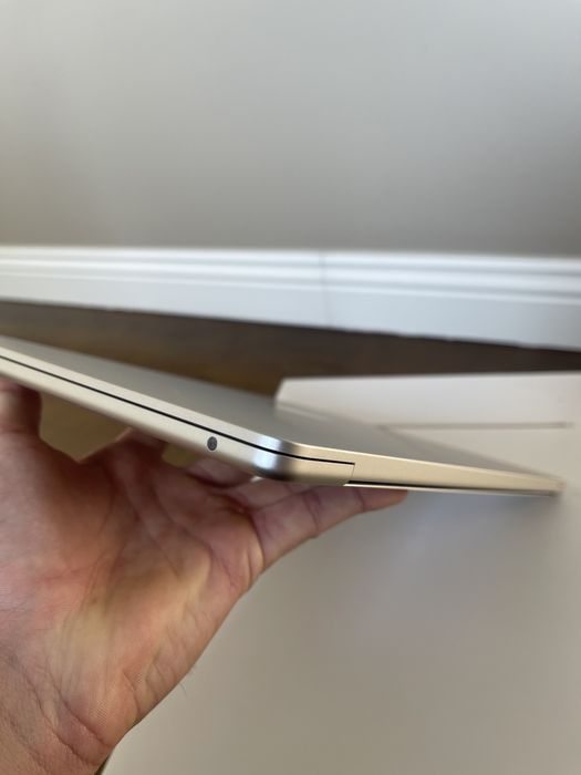 Nou Apple MacBook 15’ M2 2023 256GB SSD + Mouse