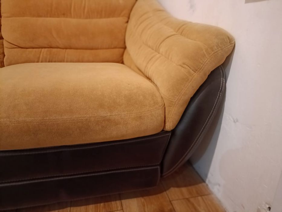 Продается диван угловой почти новый