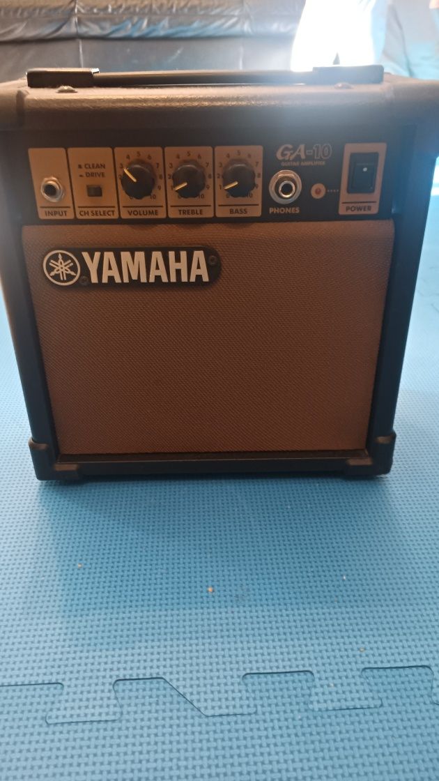 Amplificator Yamaha Chitara