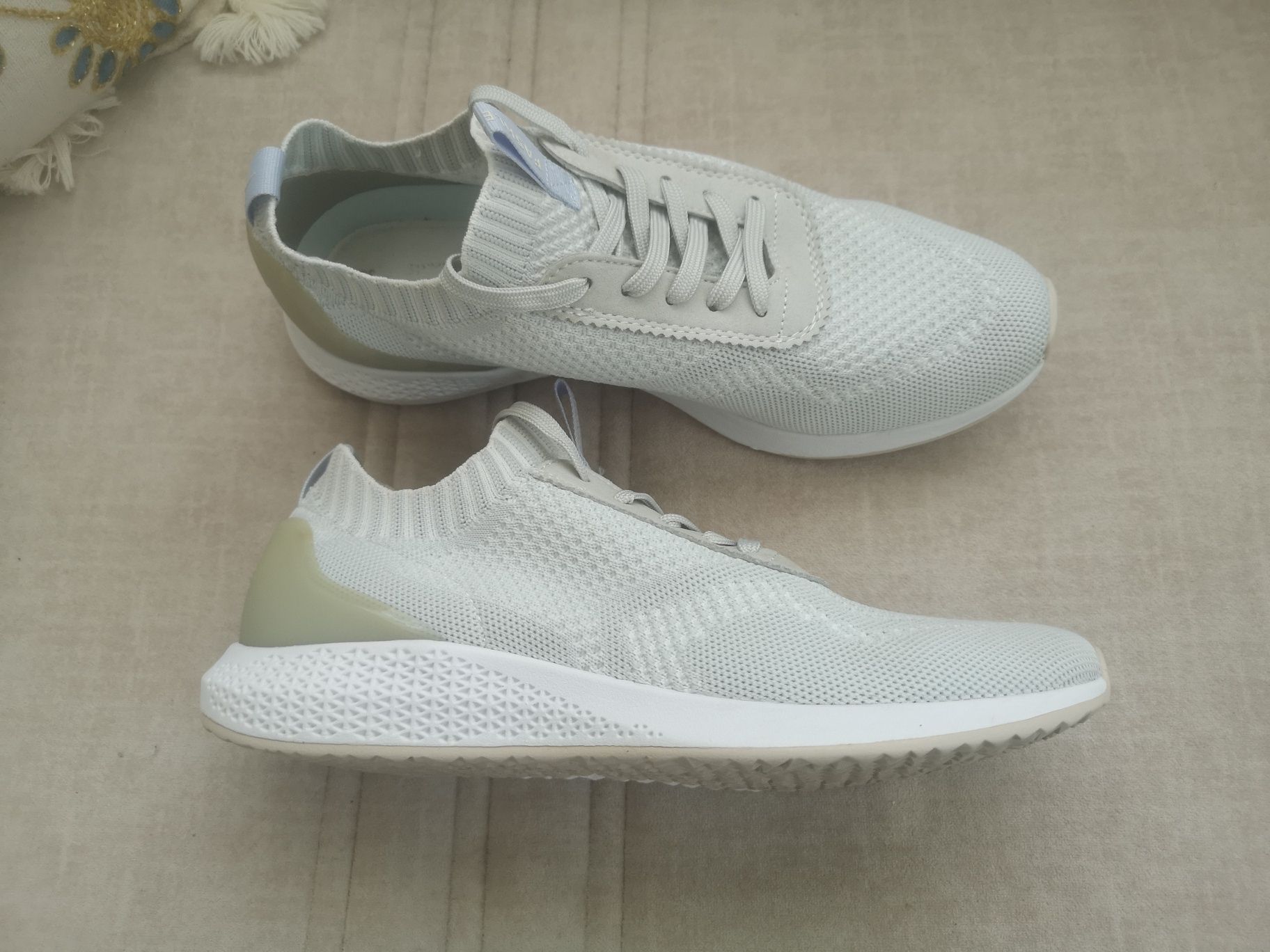 TAMARIS N 39, летни сникърси много леки и комфортни