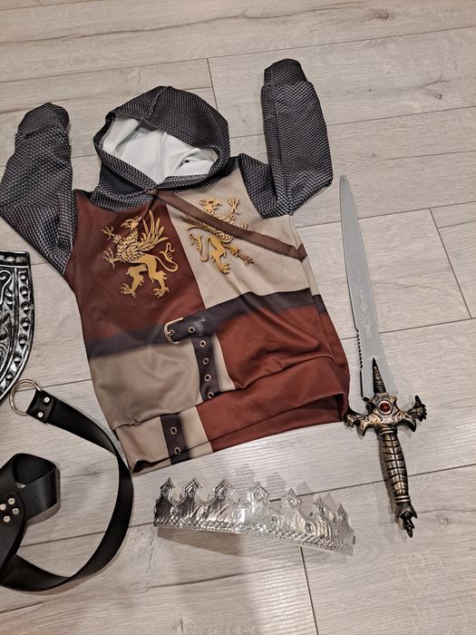 Costum medieval  copii carnaval serbare