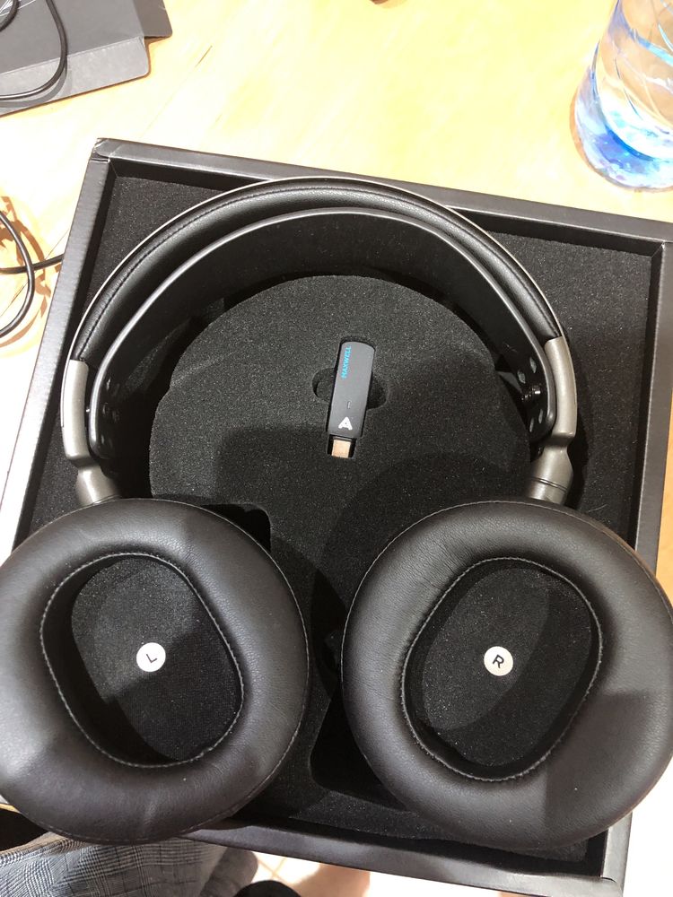 Аudeze Maxwell Wireless Gaming Headset for PlayStation/PC