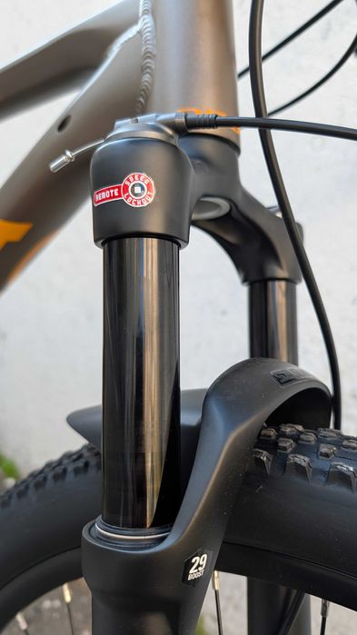 furca MTB 29 SR Suntour Raidon 32 RLR Boost Tapered cu remote