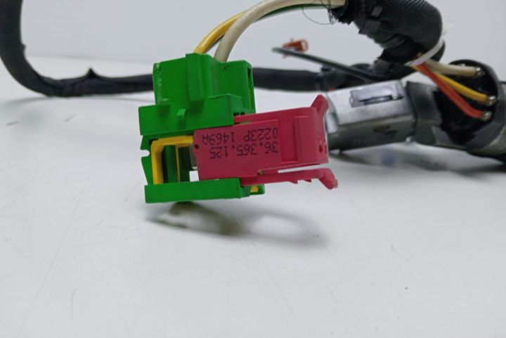 Contact cu cheie   9632897680 Citroen C5 prima generatie (facelift)