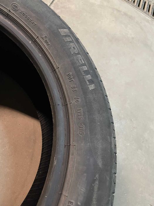 Vand 4 cauciucuri Pirelli Cinturato P7 215 55 17 vara