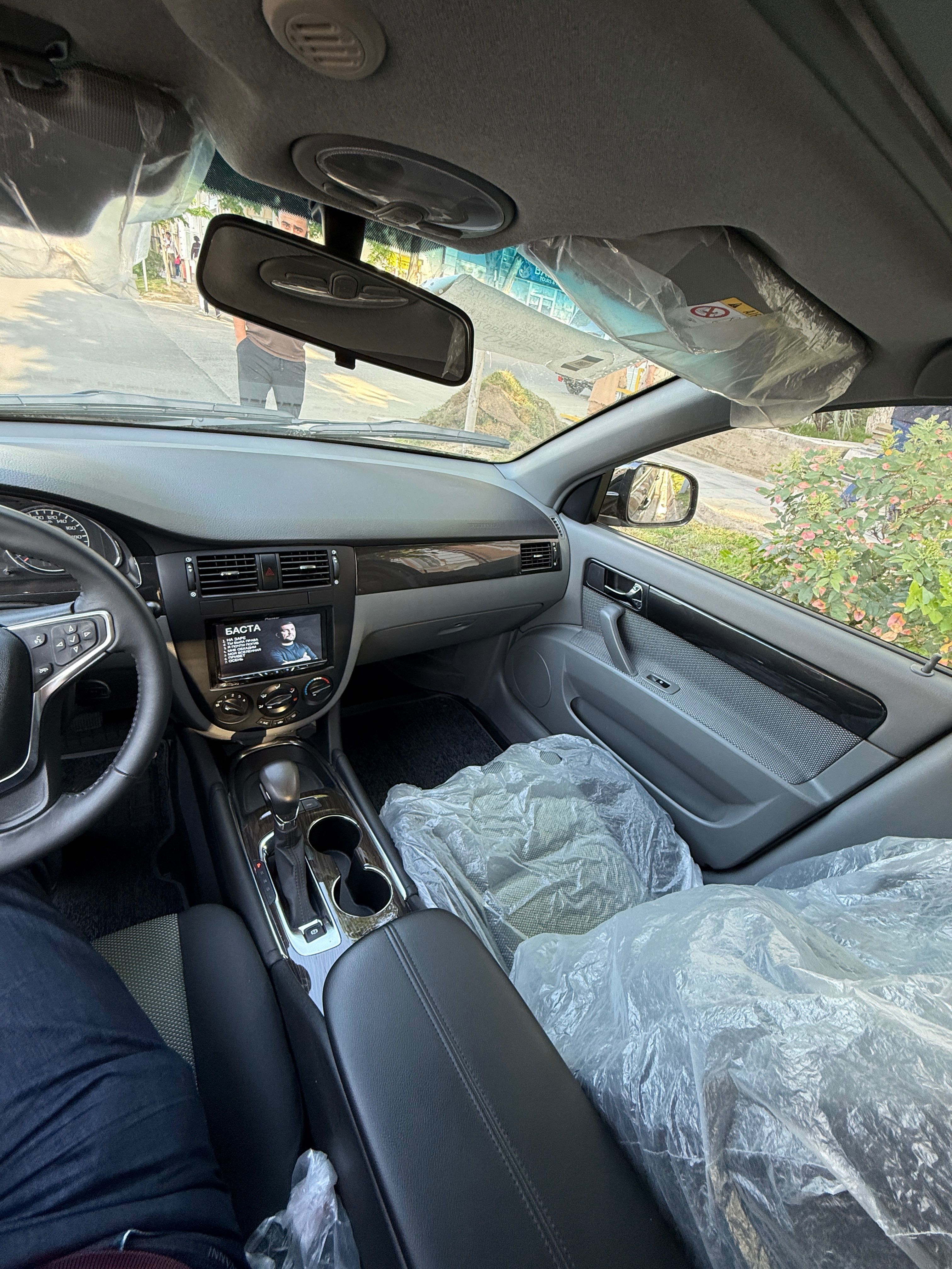 Gentra sotiladi Avtomat 2023 lyuk bor abs bor