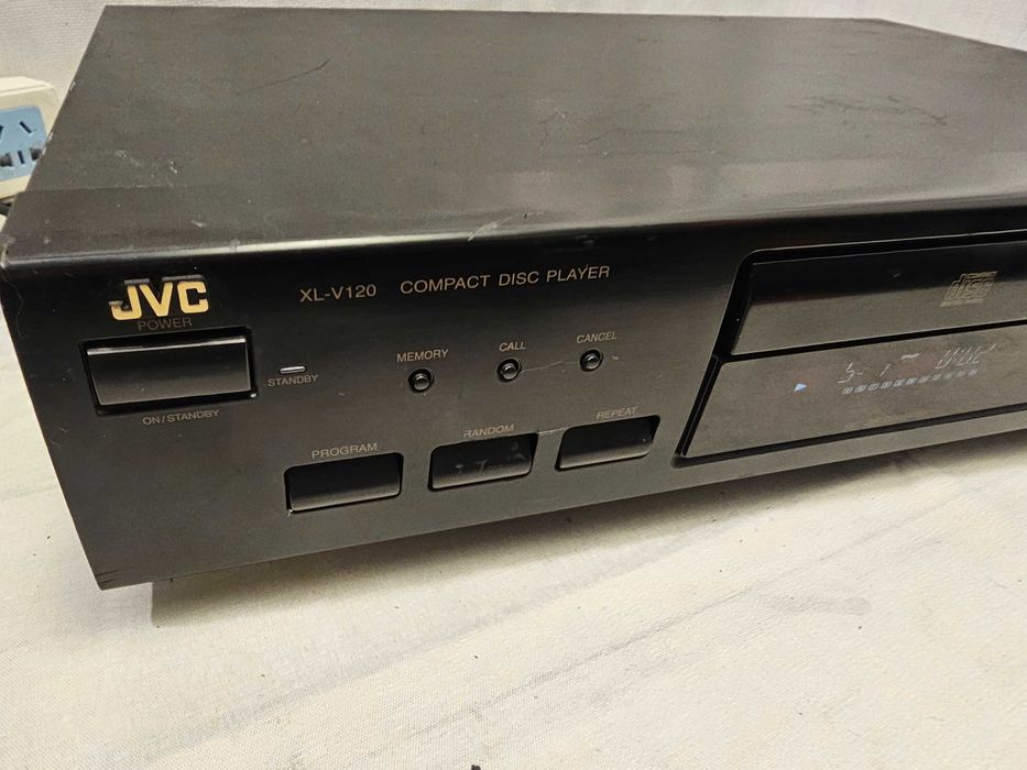 JVC XL V120 CD play