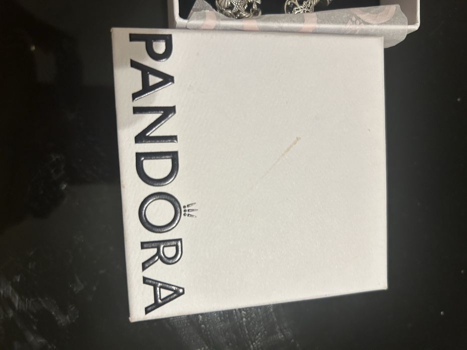 Vand bratara noua Pandora originala