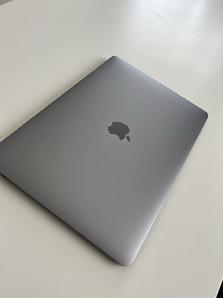 Macbook Air 13-inch 2018 Space Gray